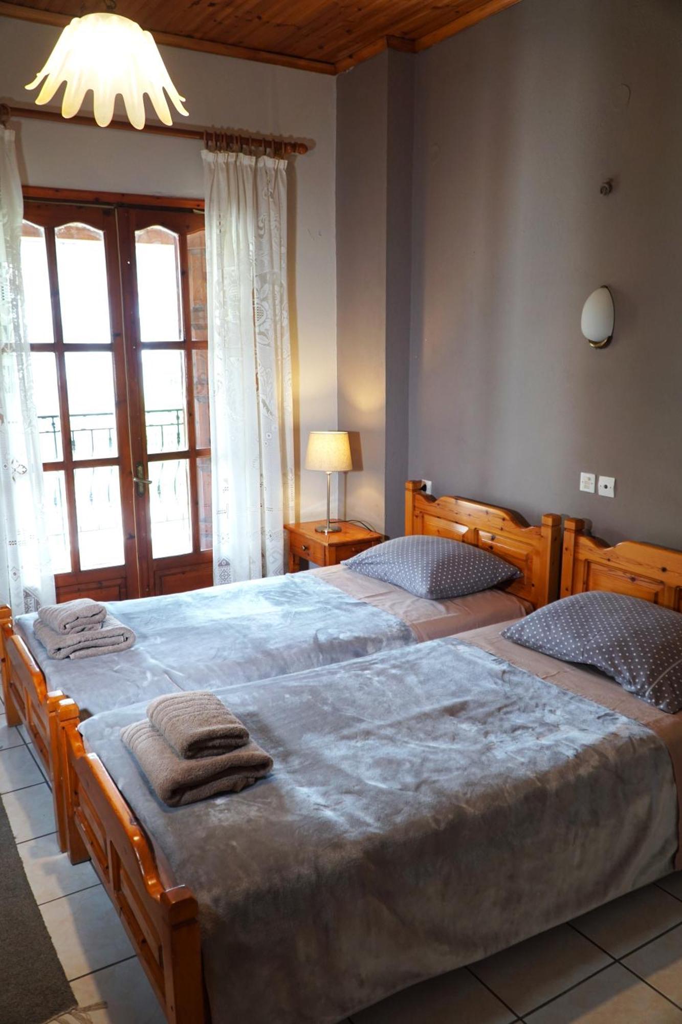 Hotel Defkalion Alli Meria Extérieur photo