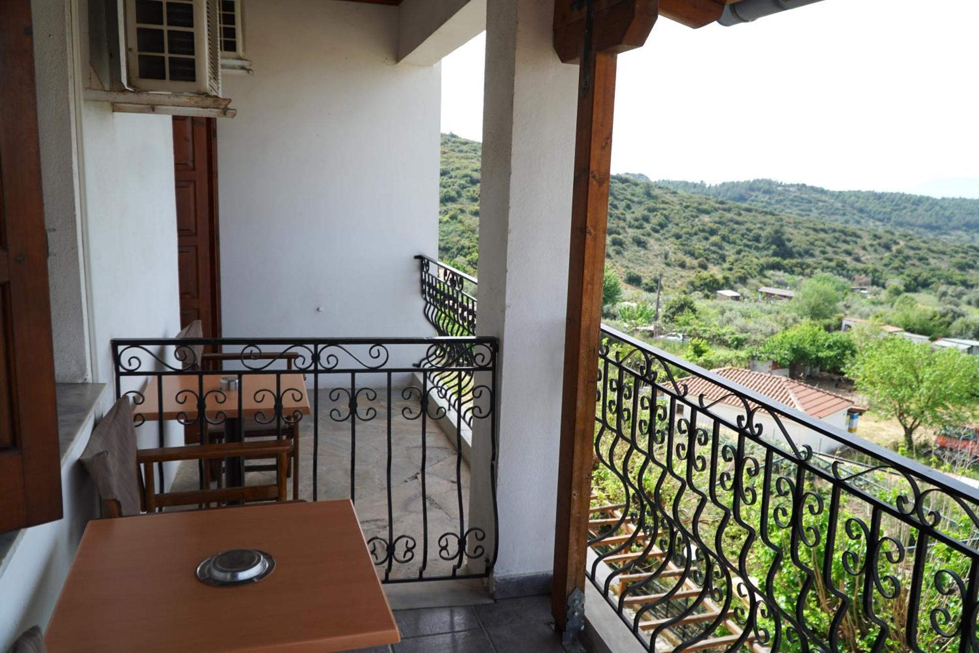 Hotel Defkalion Alli Meria Extérieur photo